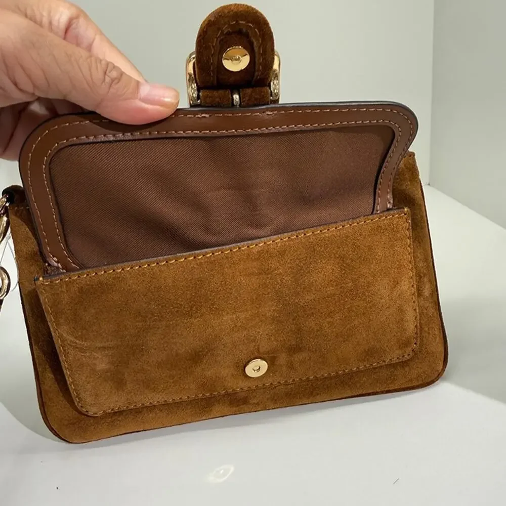 NEW‼️Coach Ashton Wristlet CEN15 suede/Gold/Warm Brown